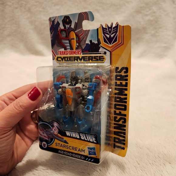 B1G1! Transformers Cyberverse | Starscream | New in Box - Picture 2 of 3